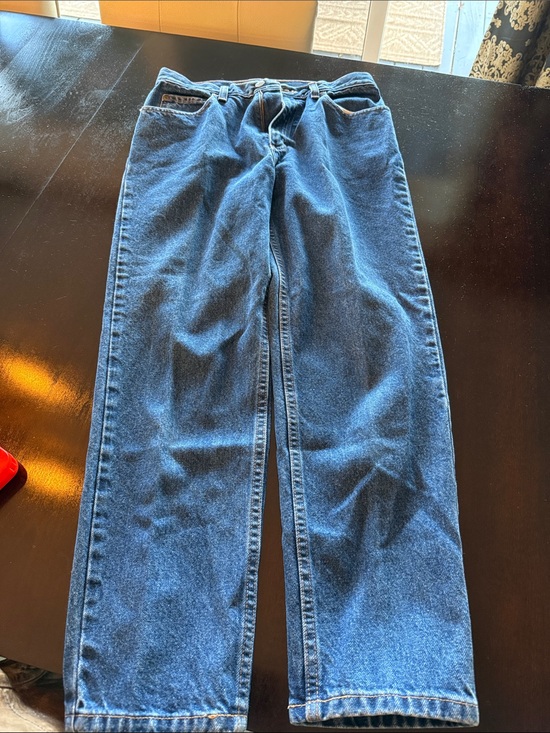 L.L. Bean Denim - LLBEAN FACTORY NEW WITH TAGS
10P with 26 inseam fit much smaller to me maybe 27